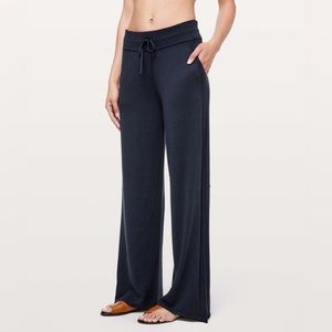 Lululemon In The Comfort Zone Knit Wide Leg Pants in True Navy Blue Size 10
